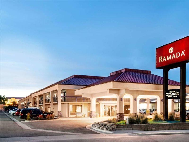 Travelodge By Wyndham Pueblo Exterior photo